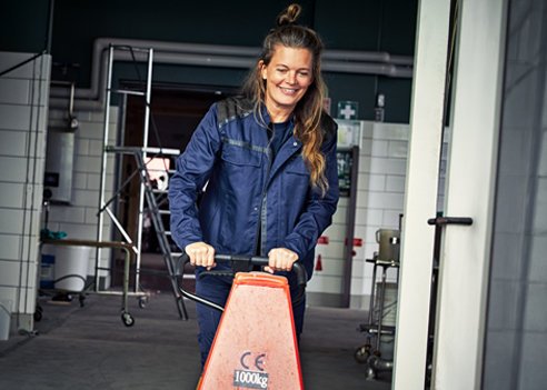 Damen-Arbeitsbekleidung, die wirklich passt Damen-Arbeitsbekleidung, die wirklich passt